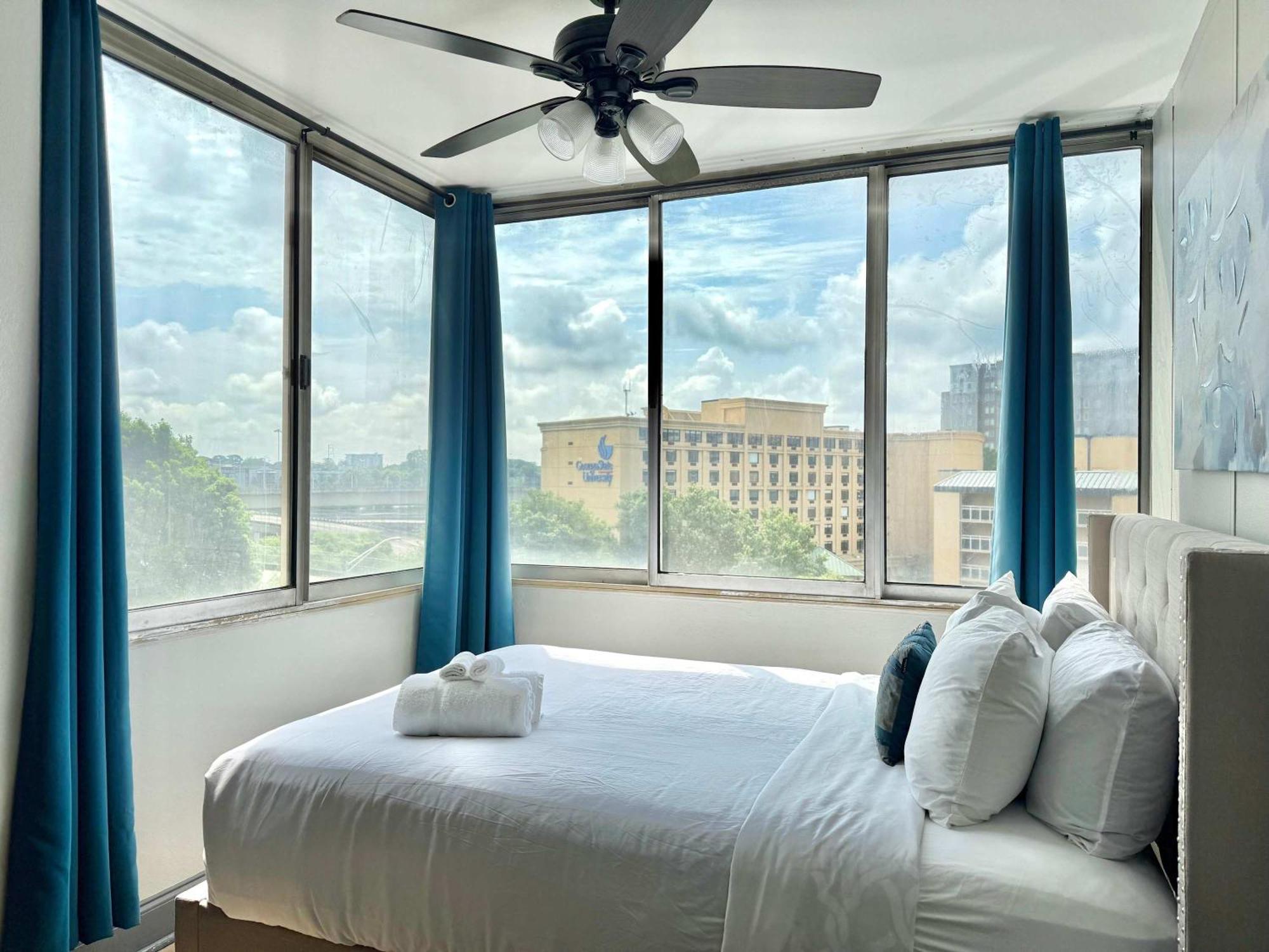 Downtown 24H Concierge 3 Bds 2Br Onsite Parking Lm706 Apartment Атланта Екстериор снимка